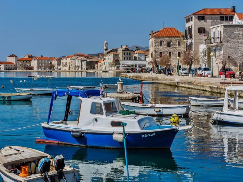 Luxury Apartments Perko Kastela Bagian luar foto