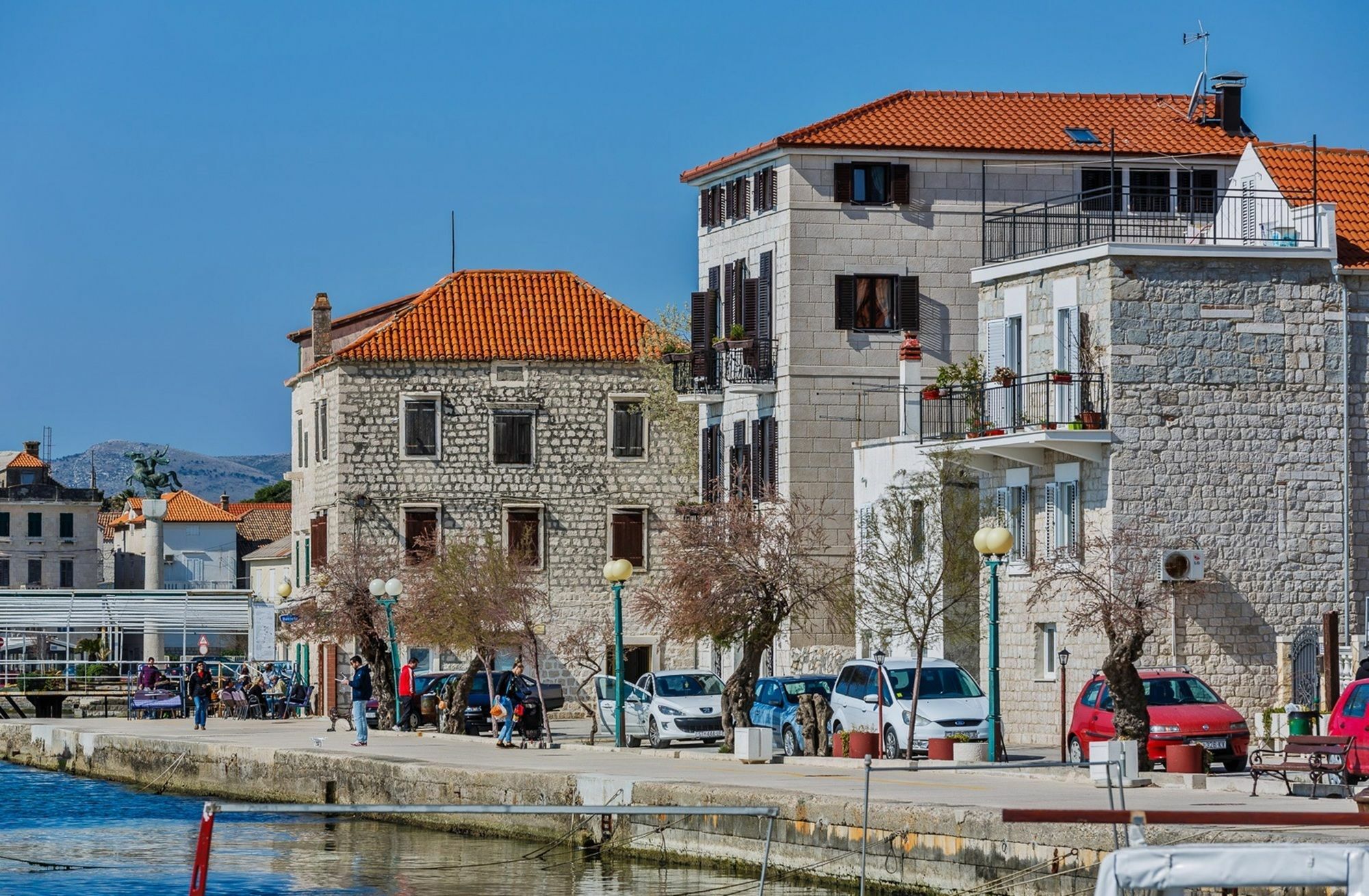 Luxury Apartments Perko Kastela Bagian luar foto