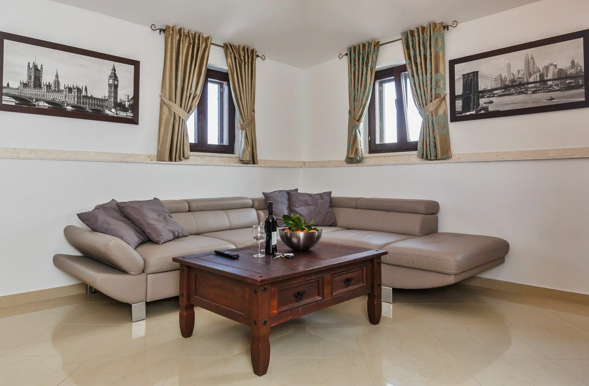 Luxury Apartments Perko Kastela Bagian luar foto